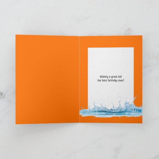 Groot kleinzoon verjaardag clownvis in zeewier kaart (Binnen)