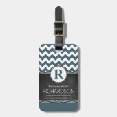Groot monogram Chevron, gepersonaliseerd Bagagelabel (Voorkant verticaal)