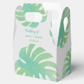 Groot monstera laat groen botanische bruiloft over bedankdoosjes (Geopend)