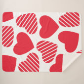 Groot rood hart met strepen patroon op wit sherpa deken (Voorkant (horizontaal))