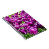 Groot veld met paarse tulpen notitieboek (Rechterzijde)
