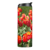 Groot veld met rode tulpen thermosbeker (Gedraaid links)