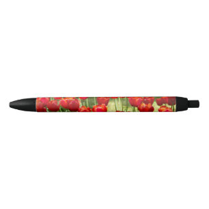Groot veld rode tulpen zwarte inkt pen