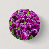 Groot veld van paarse tulpen ronde button 3,2 cm (Voorkant)