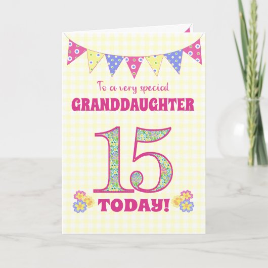 Grootdochter 15th Birthday Primroses Bunting Kaart (Voorkant)