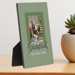 Grootkinderen hier rondhangen foto-sjabloon fotoplaat<br><div class="desc">Dit ontwerp kan op het gebied worden gepersonaliseerd dat door de foto en/of tekst te veranderen wordt verstrekt. Of het kan worden aangepast door te klikken deze Sjabloon personaliseert en dan de klik te kiezen om verdere optie aan te passen en de kleur van de achtergrond te schrappen of te...</div>