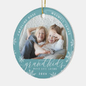 Grootkinderen maken grote foto van het leven keramisch ornament (Links)