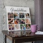 Grootkinderen maken het leven groot | Fotocollage Fotoplaat<br><div class="desc">Unieke kleinkinderen 12 fotocollage plaque maken het perfecte geschenk voor elke grootouder,  met tekst die 'GRANDCHILDREN MAKEN DE WERELD GROEN'. De doopvontstijlen,  de grootte en de achtergrondkleur kunnen worden veranderd door op de pas verdere verbinding na het personaliseren te klikken.</div>
