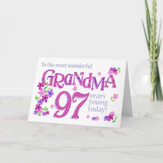 Grootma's 97e verjaardag Word Art met Flowers Card Feestdagen Kaart (Voorkant)