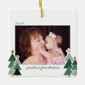 Grootma's eerste kerstfeest Rustic Trees 2 Foto's Keramisch Ornament (Voorkant)