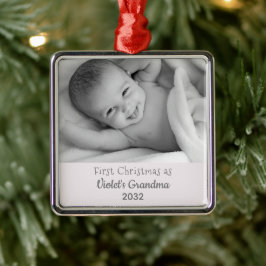 Grootma's eerste kerstfoto, speciaal gepersonalise metalen ornament