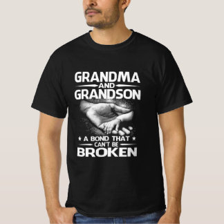 Grootmoeder en kleinzoon een obligatie die niet ka t-shirt