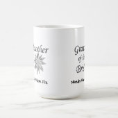 Grootmoeder van de bruid heeft haar cafeïne nodig koffiemok (Center)