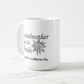 Grootmoeder van de bruid heeft haar cafeïne nodig koffiemok (Voorkant links)