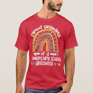 Grootmoeder van een klasse van 2022 afstuderen sen t-shirt