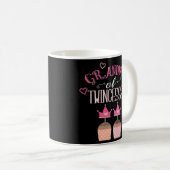 Grootmoeder van Twin Girls Coffee Mok Twincesses G (Voorkant rechts)