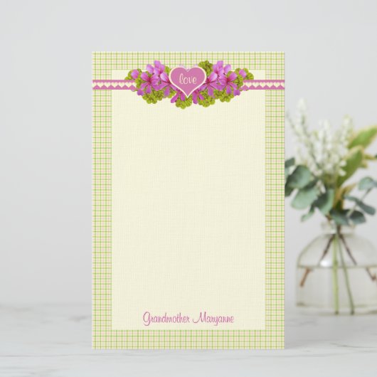 Grootmoeders roze bloemen hart briefpapier (Staand voorkant)