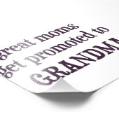 Grootmoeders worden gepromoot naar oma foto afdruk (Hoek)