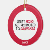 Grootmoeders worden gepromoot naar oma's keramisch ornament (Links)