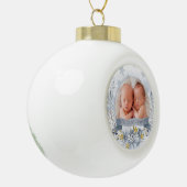 Grootouder Eerste Kerstmis Blauw Gold Floral Foto Keramische Bal Ornament (Links)