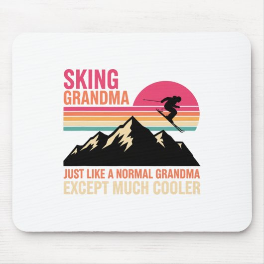 Grootouder Skiën Oma Precies Als Een Gewone Oma Muismat (Voorkant)