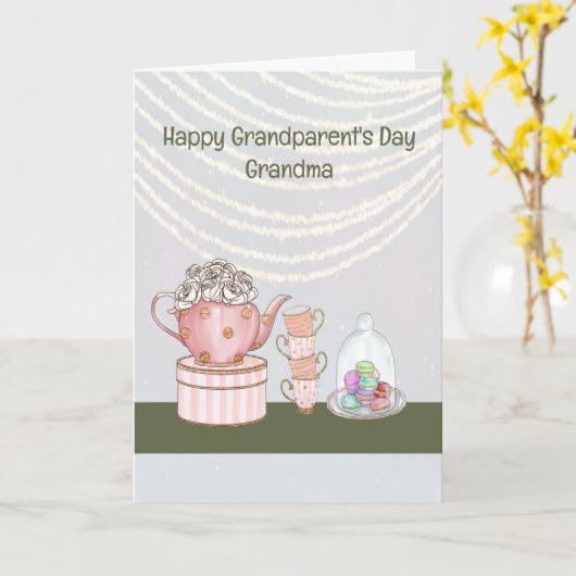 Grootouders Dag Kaart voor oma met Tea Pot (Gele Bloem)