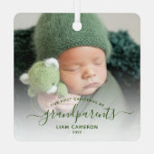 Grootouders Eerste kerstfoto Groen script Metalen Ornament (Achterkant)