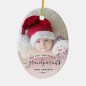 Grootouders Eerste kerstfoto Manuscript Oval Keramisch Ornament (Voorkant)