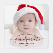 Grootouders Eerste kerstfoto Rood schrift Metalen Ornament (Voorkant)