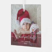 Grootouders Eerste kerstfoto White script Glas Ornament (Voorkant links)