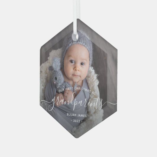 Grootouders Eerste kerstfoto White script Glas Ornament (Voorkant links)