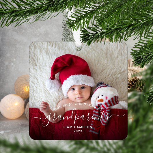 Grootouders Eerste kerstfoto White script Metalen Ornament