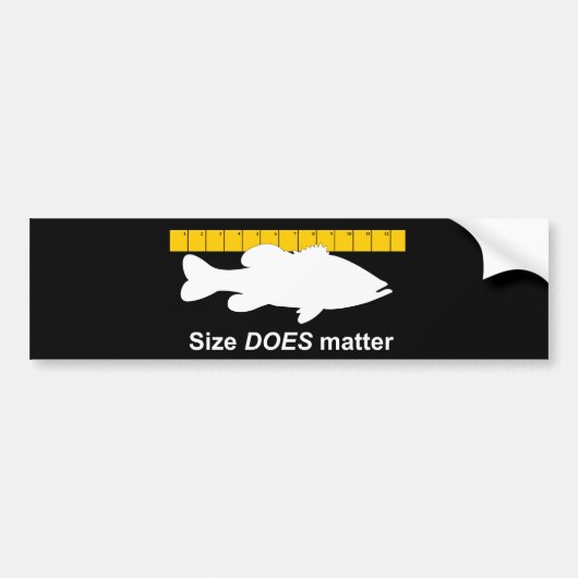 "Grootte doet er toe" - Funny basvisserij Bumpersticker (Voorkant)
