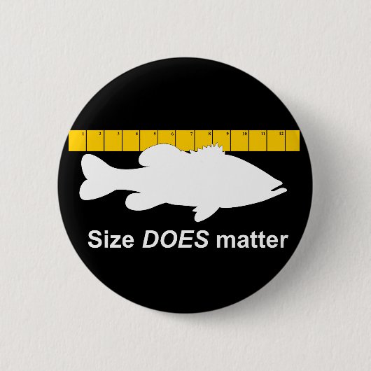 "Grootte doet er toe" - Funny basvisserij Ronde Button 5,7 Cm (Voorkant)