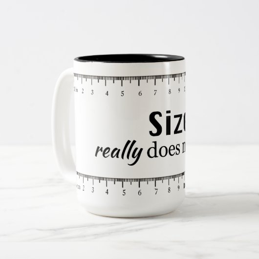 Grootte maakt echt Mok belangrijk (Voorkant links)