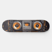 Groove On the Move: Retro Boombox Persoonlijk Skateboard (Horizontaal)