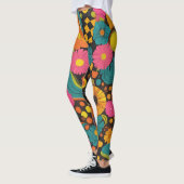 Groove Waves 70s Psychedelic Line Pattern Leggings (Links)