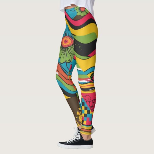 Groove Waves 70s Psychedelic Line Pattern Leggings (Links)