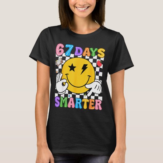 Groovy 67th Day Of School Shirt 67 Days Smarter Te (Voorkant)