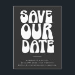 Groovy 70s Black White Simple Save the Date Briefkaart<br><div class="desc">Zet de toon voor uw bruiloft met dit retro-geïnspireerde Save the Date-briefkaart met gedurfde, groovy typografie op een opvallende zwarte achtergrond. Perfect voor koppels die houden van charme met een modern randje, dit briefkaart kondigt je grote dag aan met een speelse stijl. Ideaal voor boho, eclectische of 70s-geïnspireerde bruiloften, het...</div>