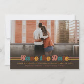 Groovy 70s Kleuren Retro Save The Date Foto (Voorkant)