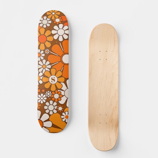 Groovy 70s Retro Flowers Bruin & Sinaasappel met I Persoonlijk Skateboard (Voorkant)
