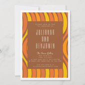 Groovy 70s Wavy Lines Oranje en bruin bruiloft Kaart (Voorkant)