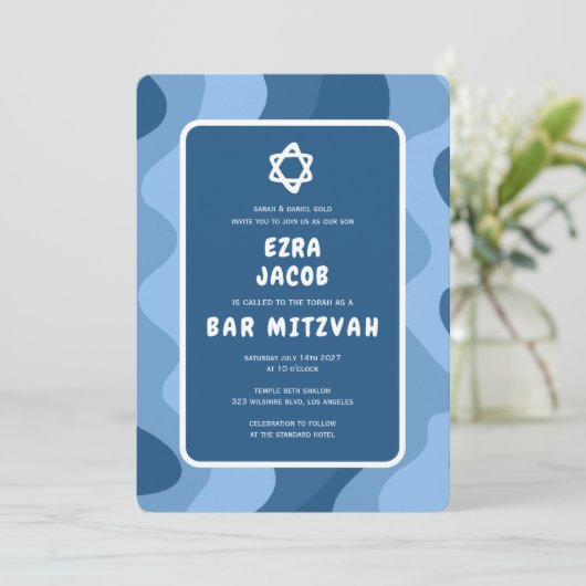 Groovy Blue Waves Star of David Custom Bar Mitzvah Kaart (Staand voorkant)
