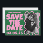 Groovy Bold Groen Roze Rood Funky Save The Date<br><div class="desc">Groovy Bold Groen Roze Rood Funky Save the Date</div>