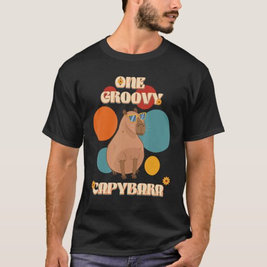 Groovy Capybara In Glasses 70th Style Capy Pet Rod T-shirt (Voorkant)