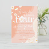 Groovy Daisy 4e verjaardag uitnodiging (Staand voorkant)