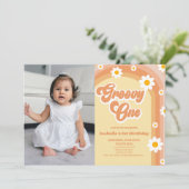 Groovy Een Oranje Retro Daisy 1e Verjaardagsfeest Kaart (Staand voorkant)