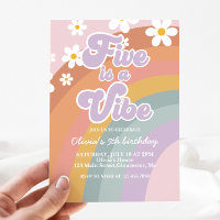 Groovy Five is een sfeer Retro Regenboog 5e verjaa