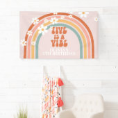 Groovy Five is een Vibe Rainbow Daisy Birthday Spandoek (Insitu)